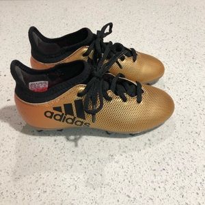 Adidas Gold kids soccer cleat